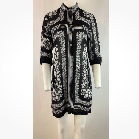 John Mark Sz S 100% Viscose Floral Button Shirt Dress Black White Semi Sheer - Picture 1 of 5